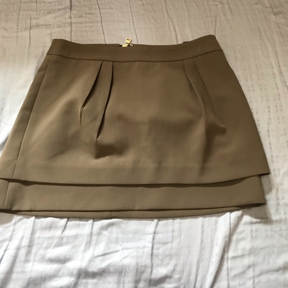 Cute mini skirt by Express ! - size 0